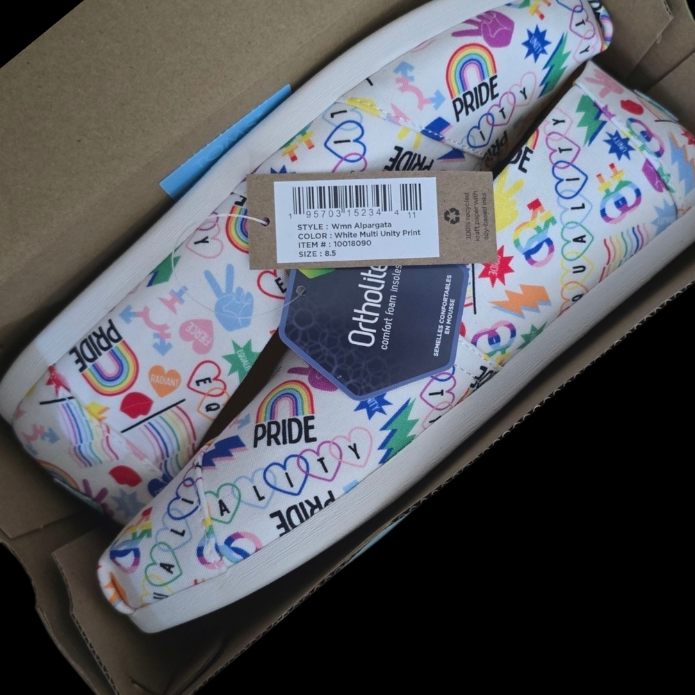🏳️‍🌈💓♀️TOMS LIMITED EDITION PRIDE ALPARGATA UNITY•WOMENS 8.5•NEW WITH BOX